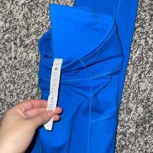 Size 6 lululemon leggings 7/8